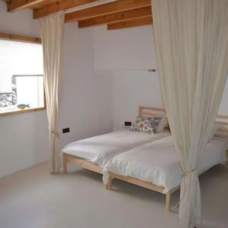 Sleeps 2 Wifi Vakantiehuis *