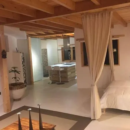 Sleeps 2 Wifi Vakantiehuis *